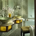 Savannah Hotel 4*