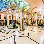 Savannah Hotel 4*