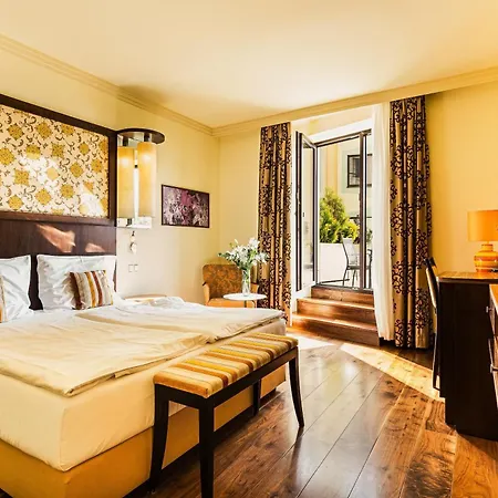 Savannah Ξενοδοχείο 4*